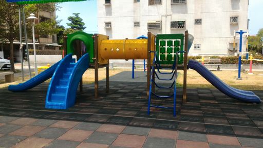 罐頭遊具
