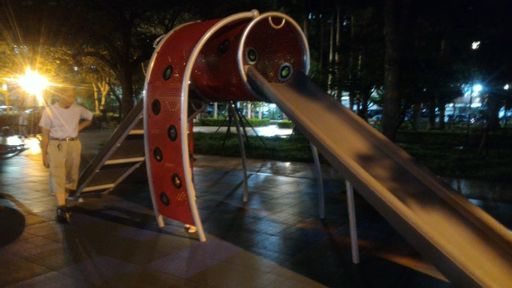 造型溜滑梯